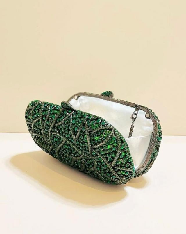 Clutch verde pedraria retangular