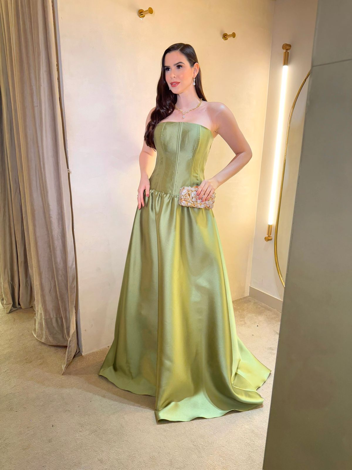 Vestido Verde Oliva cintura baixa de alfaiataria